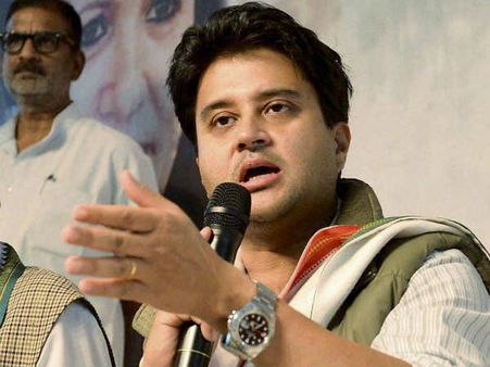 मध्य प्रदेश में 17 जिलों में नहीं खुला कांग्रेस का खाता