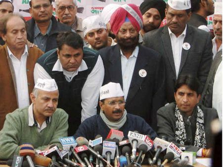 कांग्रेस के संग मिलकर दिल्ली को जर्मनी बनायेंगे अरविंद केजरीवाल!