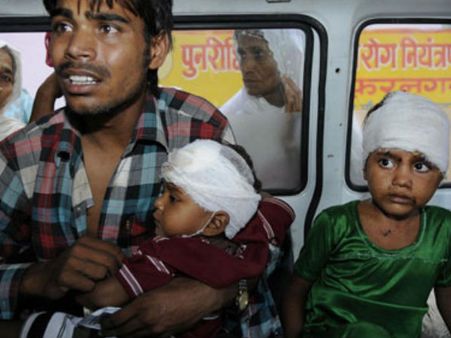 मुजफ्फरनगर दंगे की आग पर लश्‍कर की रोटी, पीडि़तो को करना चाहता था ब्रिगेड में शामिल