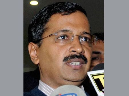 क्यों बदल जाता है केजरीवाल के बात करने का तरीका ?