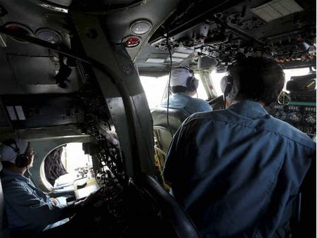 आइएएफ, नेवी भी मलेशियन फ्लाइट की तलाश को तैयार