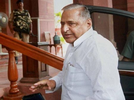 चुनाव बाद मोदी बनारस से भाग खड़े होंगे: मुलायम सिंह यादव