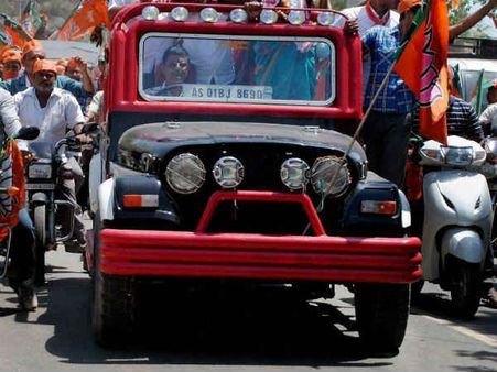 लोकसभा चुनाव : जंग, जिन्दगी और जीप