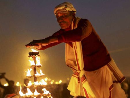 चार धाम यात्रा का 'श्री गणेश', अक्षय तृतीया पर उमड़ा जनसैलाब