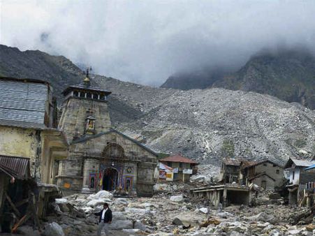 केदारधाम में भारी बार‍िश, भूस्खलन का हाई अलर्ट