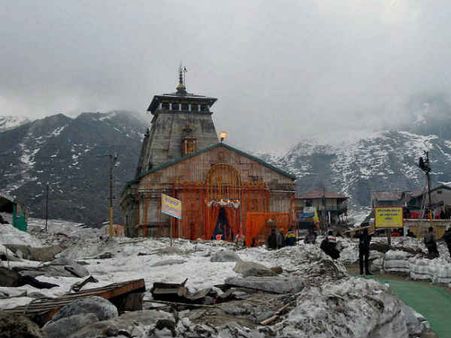 केदारनाथ में मौसम का तांडव, बार‍िश के साथ जबर्दस्त ओलावृष्‍िट
