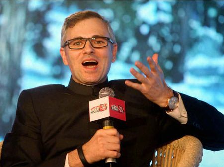 उमर अब्दुल्ला ने कहा 'टाइमपास है ऐक्ज‍िट पोल, असली शो शुक्रवार को'