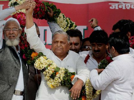 सपा की हार से मंत्रियों पर शामत, गिरेगी गाज