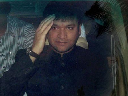 मोदी को फांसी पर लटकाने की मांग करने वाले ओवैसी की हत्‍या की साजिश नाकाम