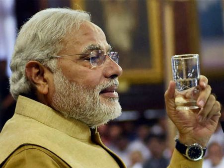 नरेंद्र मोदी का पीछा कर रहा है IIM, पर ऐसी नौबत आयी क्यों?