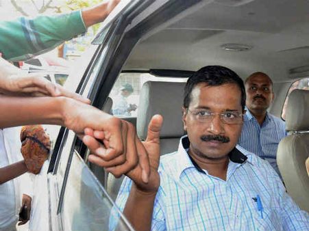 आम आदमी पार्टी का उत्‍पात, एक वह 26 जनवरी थी एक यह 26 मई है