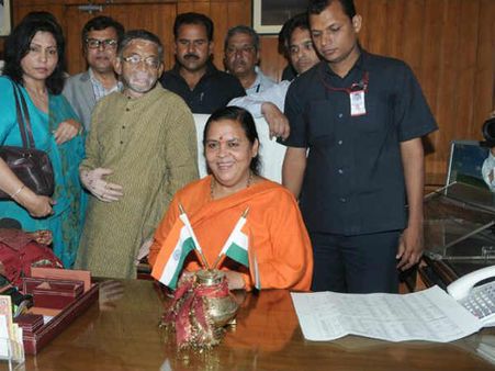 साध्‍वी उमा भारती: राजा भागीरथ के बाद नरेंद्र मोदी करेंगे गंगा नदी का उद्धार