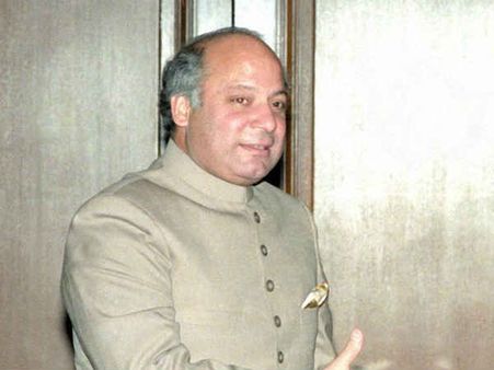 तो उधारी पर उड़ रहे थे पाक पीएम नवाज़ शरीफ