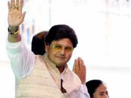 बलात्कार पर घटिया बयान देकर तापस पाल ने भुला दिये 