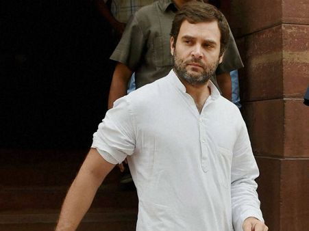 संसद में गैर-गांधी के हाथों में कमान, बदलेगा कांग्रेस का स्वरुप!