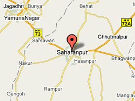 स्कूल वैन में लगी आग, 3 मासूम जिंदा जले, 9 झूलसे