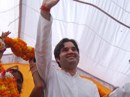 पीलीभीत में गूंजा नारा, 'यूपी CM कैसा हो, वरुण गांधी जैसा हो'