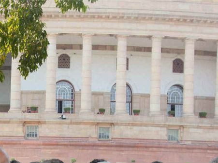 लोकसभा: मजदूर अध‍िकार बिल सदन में पेश, नए दिशा-निर्देश शामिल करने पर होगी बहस