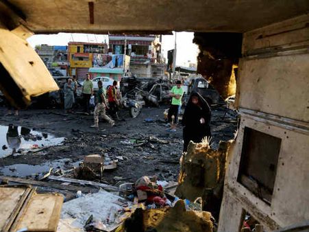 इराक के ISIS के ठिकानों पर अमेरिका का हवाई हमला शुरु