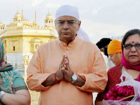 जेटली का खुलासा, जानबूझकर संघर्षविराम का उल्लंधन कर रहा है पाक