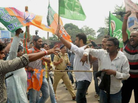 झारखंड में भाजपा, झामुमो कार्यकर्ताओं के बीच झड़प