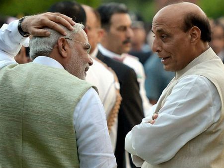 जानिए, किससे और क्यों मिले राजनाथ सिंह के बेटे पंकज?