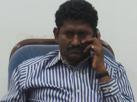 तमिलनाडु के खेमका, 48 घंटे में 2 बार ट्रांसफर हुआ IAS अधिकारी का