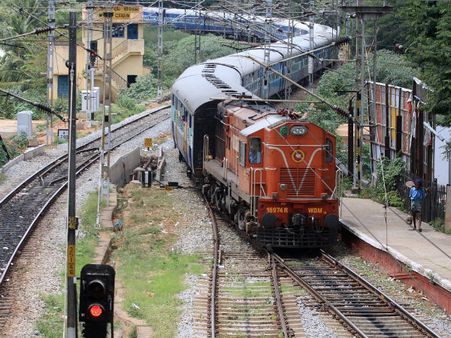 विमान MH370 के बाद अब लापता हुई ट्रेन, गोरखपुर-मुजफ्फरपुर पैसेंजर 14 दिनों से गायब