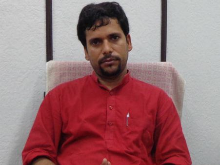 EXCLUSIVE: कॉरपोरेट और पॉलिटिशयन कर रहे हैं जनता का शोषण : संजीव झा