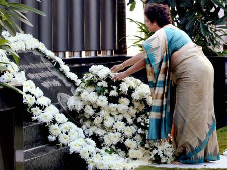 26/11 हमले में शहीद हुए करकरे की पत्नी कविता की मौत!