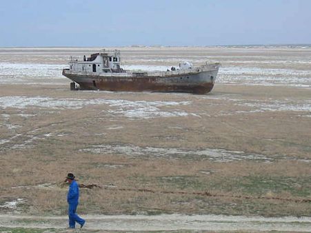 लीबिया में बड़ा हादसा, नाव डूबने के बाद 63 लोग लापता