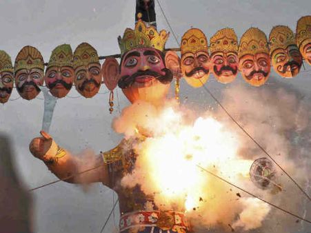 जानिए दशहरे का महत्व और खास बातें...