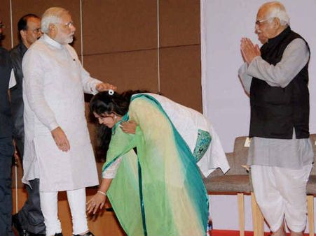 महाराष्ट्र चुनावी रण में भाई को चित करेगी बहन!