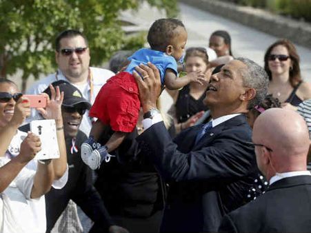 OMG! लड़की के चक्‍कर में लीक कर दिया ओबामा का शेड्यूल