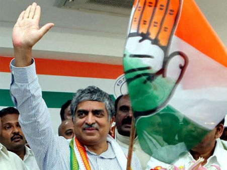 थरूर के बाद अब कांग्रेसी नंदन नीलेकणि हुए मोदी के फैन