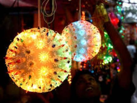 यूपी: दिवाली के दिन झमाझम चमकेंगे झालर, ड्यूटी पर होंगे बिजली इंजीनियर