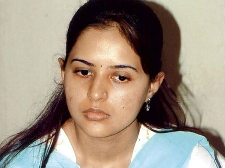 मुंडे की बेटी प्रीतम मुंडे ने तोड़ा PM मोदी का रिकॉर्ड