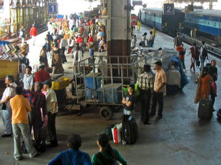 बजट में रेल यात्रियों को मिलेगी ये खास सौगात, चाक-चौबंद होगी सुरक्षा