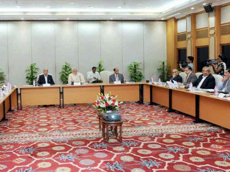 बस बनने वाला है मोदी का पसंदीदा संस्थान