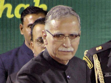 लाइब्रेरी मे लड़कियों के आने से चार गुना बढ़ जायेंगे लड़के
