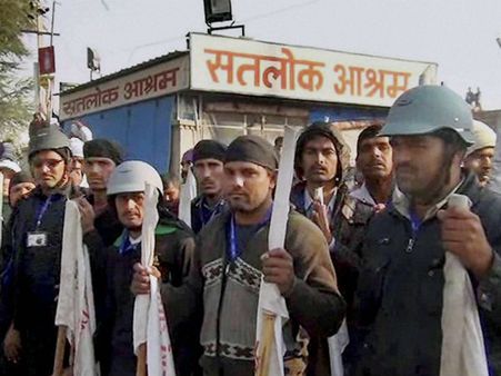 कैसे खतरनाक खेल खेल रहा था ‘संत’ रामपाल