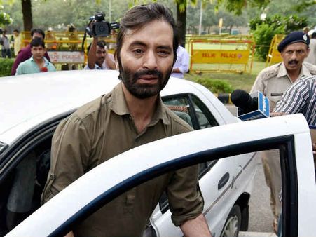 Exclusive: यासीन मलिक को हाई सैलरी देता है ISI, पर कितनी?