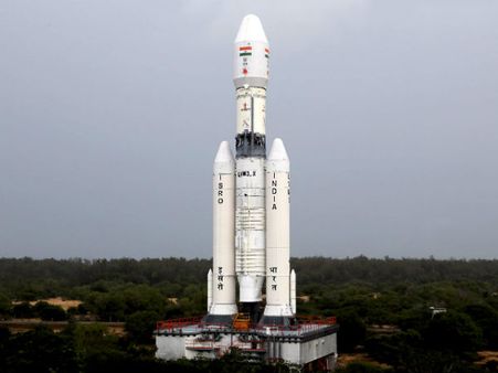 भारत ने सबसे भारी रॉकेट जीएसएलवी का सफलतापूर्वक परीक्षण किया