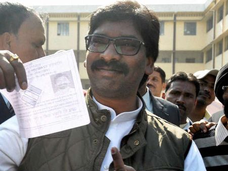 झारखंड: बरहेट सीट से जेएमएम के हेमंत सोरेन जीते