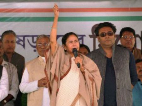 कैग मांगे ममता से 250 करोड़ रुपयों का हिसाब