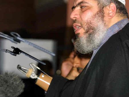 जानें कैसे एक बाउंसर से आतंकी बन गया अबु हमजा