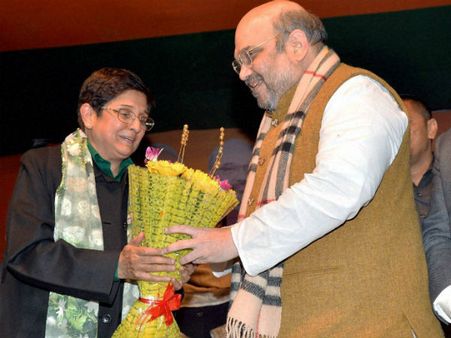 किरण बेदी होंगी दिल्ली में भाजपा की सीएम उम्मीदवार, कृष्णानगर से लड़ेंगी चुनाव