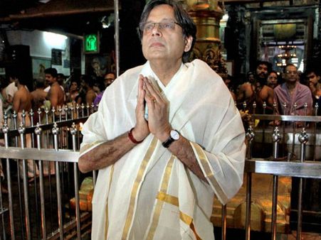 सुनंदा पुष्कर मामले में शशि थरूर से SIT कल दोबारा करेगी पूछताछ