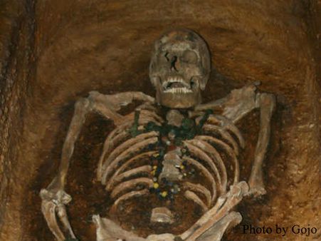 उन्नाव में मिले कंकाल, इससे पहले सैंकड़ों कंकालों के साथ मिले थे लव लैटर