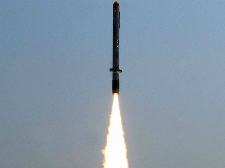 पाक ने किया न्यू क्रूज मिसाइल का टेस्ट, रडार से बच निकलने की क्षमता